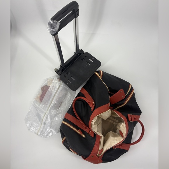 LUHXE Black Convertible Garment Roller Bag w/ Shoe Pouch - 20" Carry-On - Picture 15 of 16